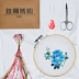 Một gói thêu DIY thêu khăn tay kit cho người mới bắt đầu áp dụng để gửi hướng dẫn không cross stitch phù hợp với khăn tay tranh thêu hoa Bộ dụng cụ thêu