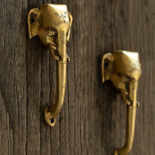 Юго -восточная азиатская ручная ручная рука руля шкафа, двери, двери и окна, дверь и дверь маленького слона, дверь и дверь, мингтиан