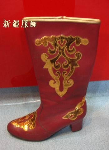 XINJIANG NATIONAL CLOTHING STAGE INSTANT       NATIONAL BOOTS