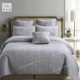 [Màu sợi] chất lượng cao đơn giản trải giường màu rắn màu xám đậm chống thấm trải giường để tăng bông quilting là ba mảnh