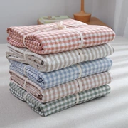 Chăn bông không in đơn mảnh Phong cách Nhật Bản chất lượng tốt cotton 150x200 sinh viên bông trần ngủ đôi chăn - Quilt Covers