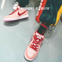 Кова ковата Nike SB Dunk x Strangelove День святого Валентина PLEL CT2552-800