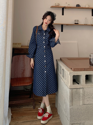 taobao agent Denim autumn long dress, plus size, flowered, 2023, mid-length