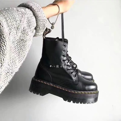 taobao agent Martens, train model English style, universal classic high retro low boots platform, 2023, British style, Korean style