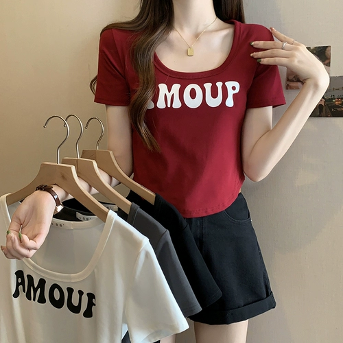 Дизайнерская короткая футболка с коротким рукавом, большой размер, в американском стиле, тренд сезона, коллекция 2023, по фигуре