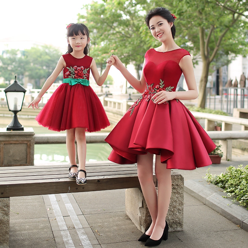 Váy cha mẹ trẻ em Váy của phụ nữ 2020 mới mùa xuân công chúa váy nữ mùa thu phù hợp với phong cách nước ngoài - Váy trẻ em
