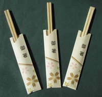 Кнолосовые палочки устанавливают одноразовые палочки для еды, палочки для ресторанов в отеле, японские палочки для еды, корейские кулинарные палочки, бумага, бумажные палочки для палочек