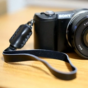 Ba lô da A6400 đeo tay da micro máy ảnh đơn camera A6300 dây đeo tay micro đơn với khuyến mãi - Phụ kiện máy ảnh DSLR / đơn