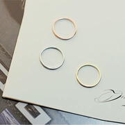 Nhà sản xuất Hàn Quốc Kong Xiaozhen cá tính đơn giản và linh hoạt, bề mặt nhẵn nhẵn, vòng rất mỏng, vòng đuôi bằng thép titan