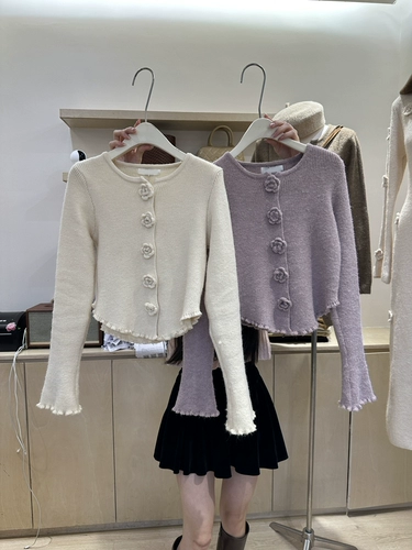 Осенний свитер с круглым воротником, в корейском стиле, в цветочек, яркий броский стиль