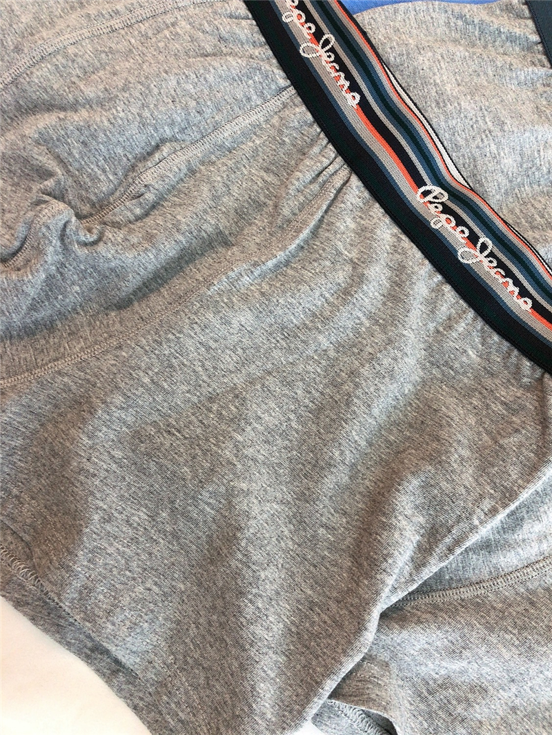 Light Gray Color Edge5 piece free shipping ● Europe and America original single foreign trade high quality pure cotton Solid color middle-waisted Flat angle Boxer underwear man