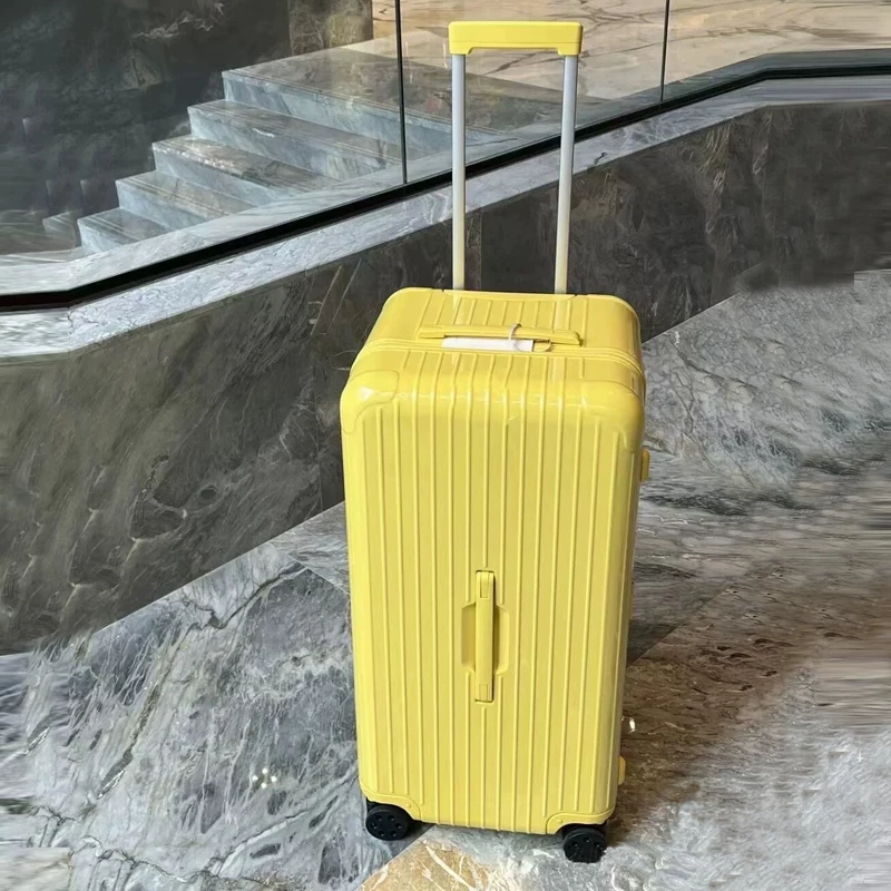 Big capacious suitcase, box, 28 inch