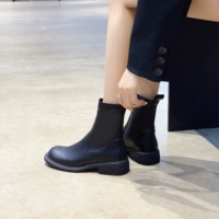 Martens, демисезонные короткие сапоги на платформе в английском стиле на плоской подошве, ботинки, средней длины, в британском стиле, 2021 года