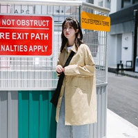 DK stunner Nhật Bản cao đẳng dụng cụ áo gió áo khoác nữ dài phần dài tay đơn ngực 2018 mùa thu mới áo khoác cardigan nữ