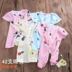 Bé cotton lụa ngắn tay jumpsuit siêu mỏng sơ sinh mở nửa tay cotton silk đồ ngủ bé chần bông đồ ngủ mùa hè Áo liền quần