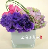 Стол цветочные цветы конференция стол цветок маленький стол цветок расчетный стол Свадебный знак -в тайваньском цветочном спекке цветок цветок подиум