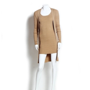 韩版气质纯色卡其色针织套装 修身针织背心连衣裙+长袖外套两件套