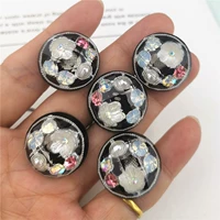 Черный, серебряный, в цветочек