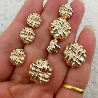 Прозрачный