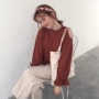 2018 phiên bản Hàn Quốc mới của mùa thu và mùa đông lỏng lẻo quai mảnh, áo thun dài tay nữ màu sắc hoang dã lệch vai áo phông trắng