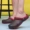 Giày lỗ mùa hè Giày dép nam nữ chống trượt đôi giày bong bóng thạch Giày dép đi biển Baotou dép thoáng khí cỡ lớn - Sandal giày puma nam