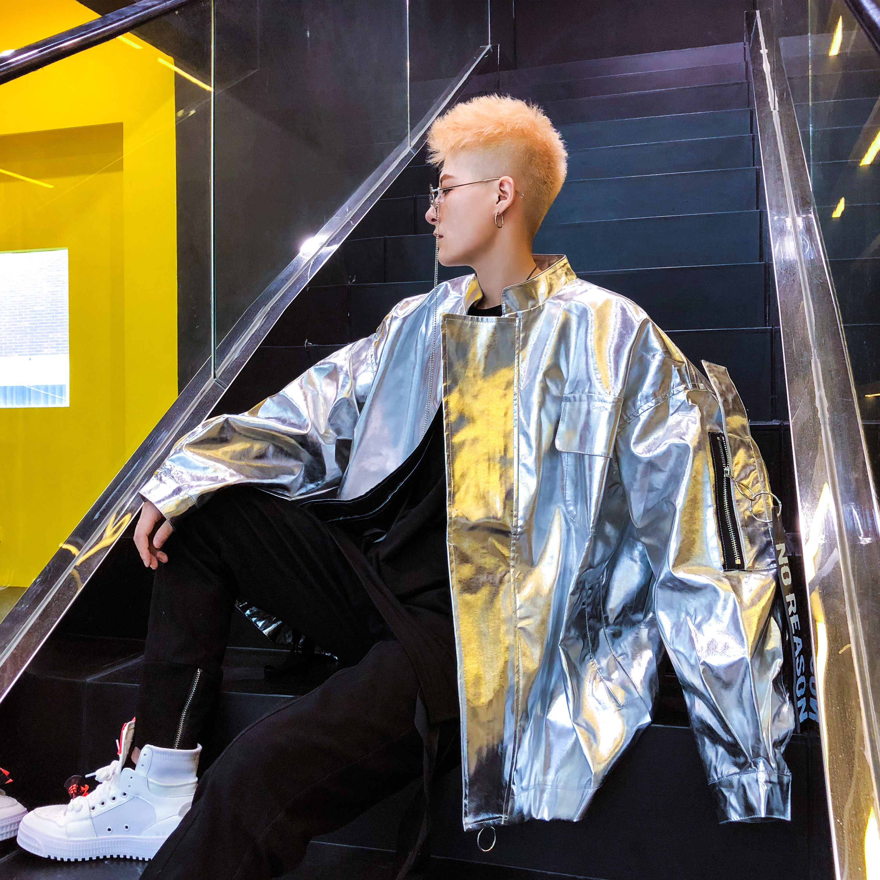 主推款 亮色演出皮夹克 宽松潮男夜店外套 大货