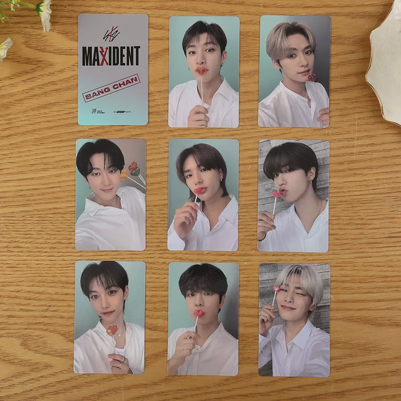 Карта коллекции Stray Kids Max MMT Special Code Феликс Хёнджин