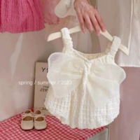 Белый, эффект подтяжки