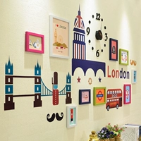 Белая розовая синяя и зеленая |