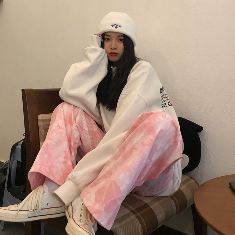 ออกแบบกางเกงผู้หญิงฤดูใบไม้ร่วง 2020 ใหม่เกาหลี INS ย้อนยุคมัดย้อมกางเกงขากว้างกางเกงขายาวหลวม ๆ สบาย ๆ 设计感裤子女秋季2020新款韩版INS复古扎染阔腿裤宽松休闲长裤潮 ออกแบบกางเกงผู้หญิงฤดูใบไม้ร่วงปี 2020 ใหม่อินสเรโทรมัดย้อมกางเกงขากว้างกางเกงขายาวหลวมสบาย ๆ เทรนด์