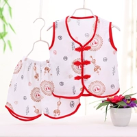 Тан костюм на белом фоне круглый благословение