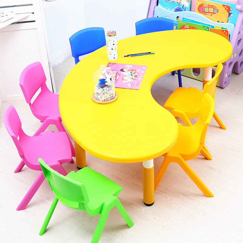 Детский стол и стул круглый