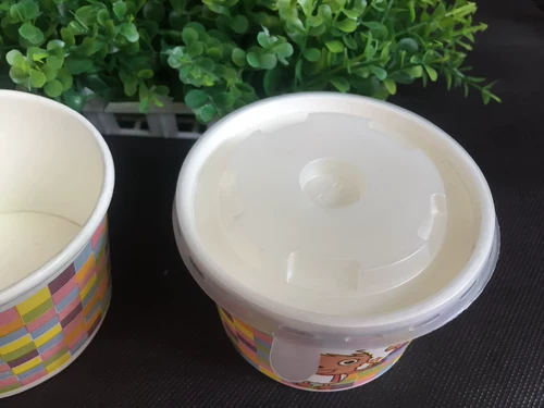 Simple Family 100 может быть оборудована густой крышкой мороженого, одноразовой суповой миски, бумажной миски 260 мл бумажной миски