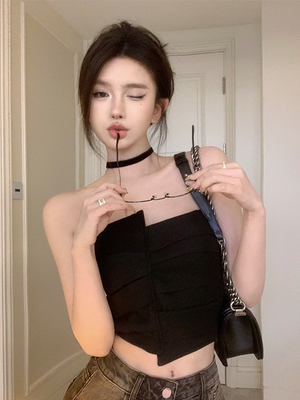 taobao agent Bra top, tank top, short black sexy design mini-skirt, trend of season