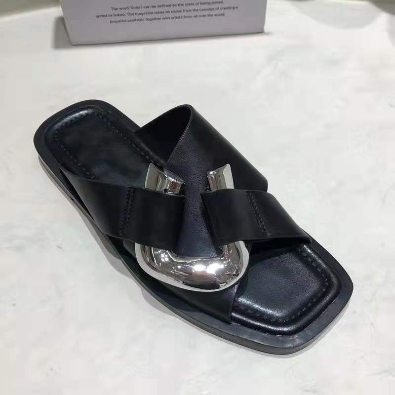 BlackMX2021 summer new pattern European station Internet celebrity Retro Metal buckle Barefoot soft sole slipper Square head Flat heel female Sandals