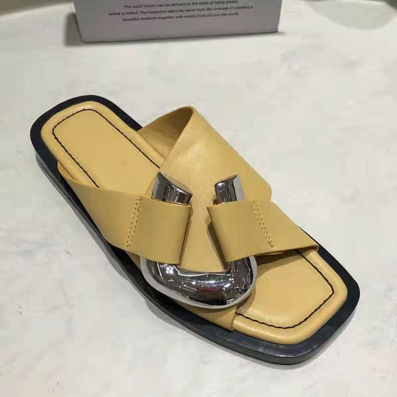 YellowMX2021 summer new pattern European station Internet celebrity Retro Metal buckle Barefoot soft sole slipper Square head Flat heel female Sandals