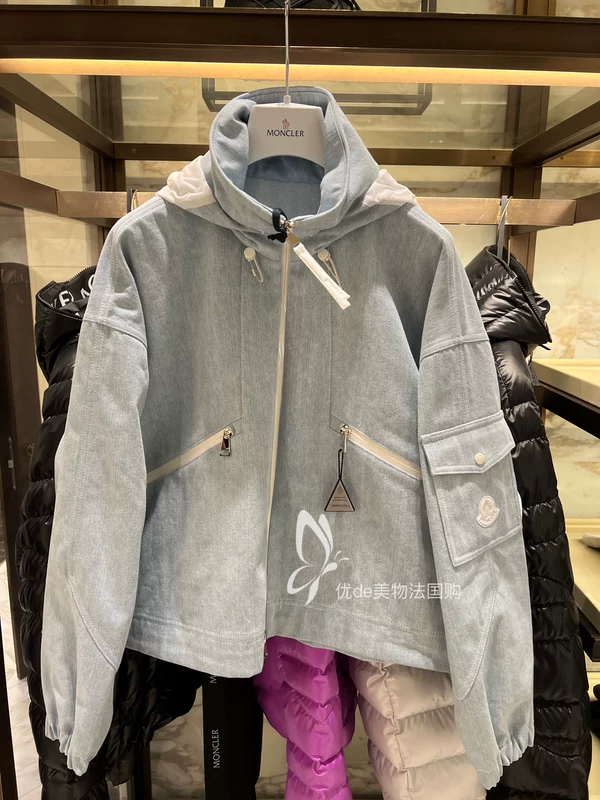 Джинсовая куртка с капюшоном, укороченная весна-лето Moncler Severau Ms.