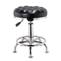 Черный хлеб яркие боковые ногти