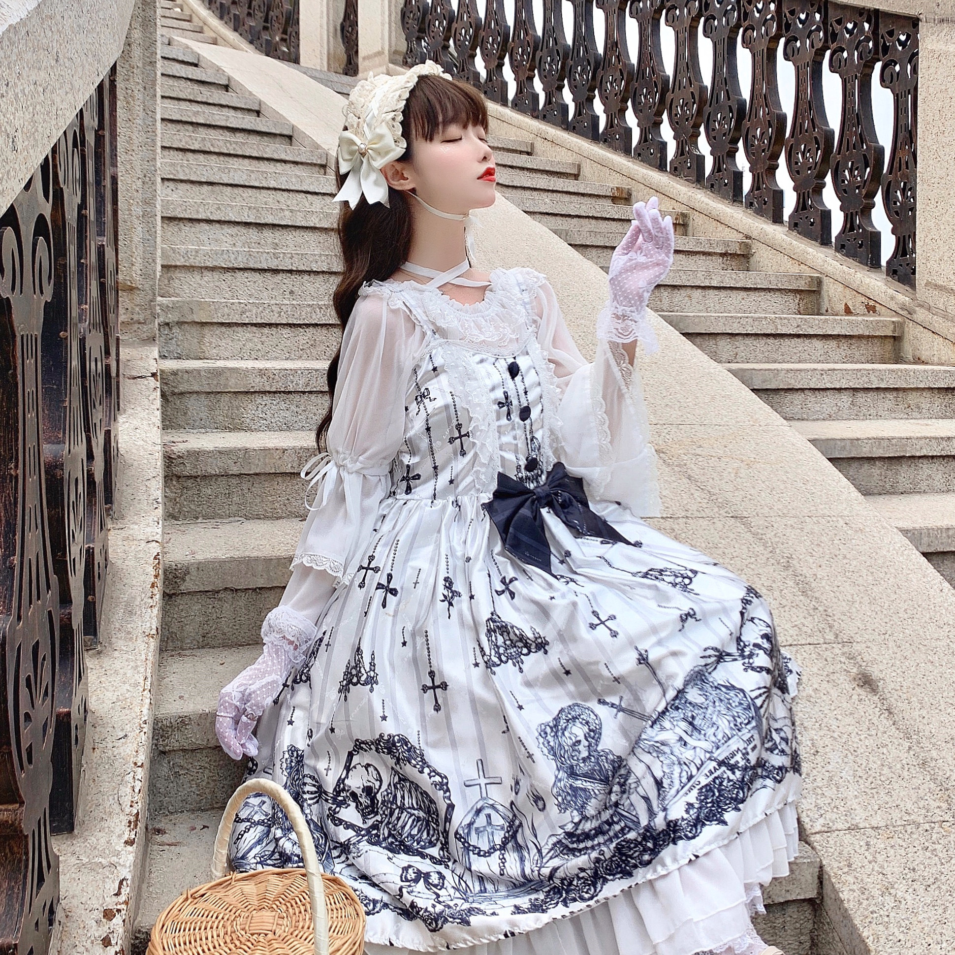 WhiteFull payment 【 goods in stock 】 ~ factory Original design Lolita tomb Prisoner girl Gothic Diablo system jsk Dress