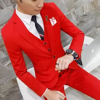 quan ao nam Bộ đồ nam màu đỏ hợp thời trang Slim Casual Suit Bộ đồ nam trẻ trung phong cách Hàn Quốc Bộ đồ nhỏ ba mảnh Áo cưới chú rể đồ nam đẹp