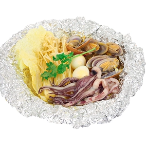 Рисовая лапша с кальмарами [со вкусом старого куриного супа] — свежие морские гребешки
