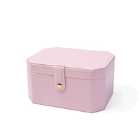 Розовая цветочная коробка