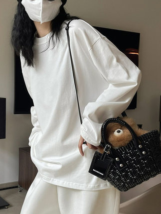 白黒のシルエット丸首Tシャツ早春の新韓版ゆったりカジュアル肌馴染みベーシックインナートップス女