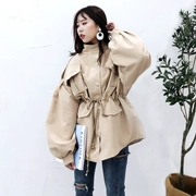 Áo khoác lửng nữ phong cách Hồng Kông mùa thu 2018 mới phiên bản Hàn Quốc của áo gió ngắn công cụ retro lỏng áo sơ mi thắt lưng Harajuku