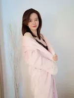 1819 Розовая женщина