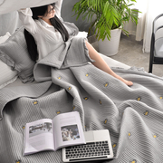 Mùa hè chần giường bao gồm điều hòa không khí bông là giường váy tấm mùa hè mát mẻ là mỏng quilt mùa xuân và mùa thu là đa năng quilt