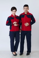 Конфеты красный