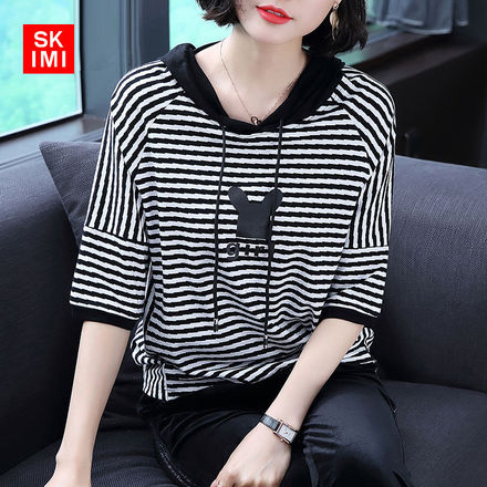 网红爆款2019春夏季新款大码条纹中袖t恤女连帽体恤中袖洋气女装