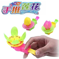 Ностальгическая рука толкала 30 цветов лотоса