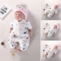 Quần áo mùa hè cho bé phần mỏng sơ sinh cotton sơ sinh lưới đỏ tay áo bé dễ thương nhà sư điều hòa - Áo liền quần đồ bơi bé trai